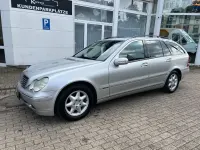 Gebraucht Mercedes C220 Elegance 143 PS (105 kW) 2003 Silber Limousine