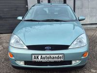 Gebraucht Ford Focus Ghia 101 PS (74 kW) 1999 Blau Limousine