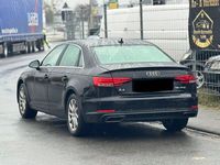 Gebraucht Audi A4 Basis 150 PS (110 kW) 2019 Schwarz Limousine