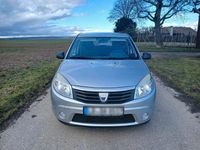 Gebraucht Dacia Sandero 75 PS (55 kW) 2009 Grün Kombi