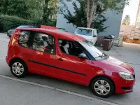 Gebraucht Skoda Roomster 90 PS (66 kW) 2010 Rot Van / Kleinbus