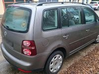 Gebraucht VW Touran 116 PS (85 kW) 2009 Grau Van / Kleinbus