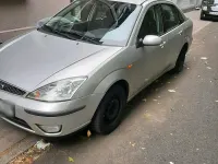 Gebraucht Ford Focus Ghia 100 PS (73 kW) 2002 Silber Limousine