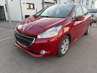 Gebraucht Peugeot 208 Active 92 PS (67 kW) 2013 Rot Kleinwagen