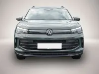 Gebraucht VW Tiguan 131 PS (96 kW) 2025 Grün SUV