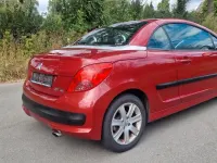 Gebraucht Peugeot 207 CC 120 PS (88 kW) 2007 Rot Cabrio