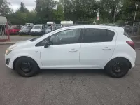 Usata Opel Corsa Color Edition 87 CV (63 kW) 2012 Bianco Utilitaria