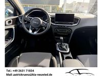 Neu Kia Ceed Vision 101 PS (74 kW) 2025 Carraraweiß Kleinwagen