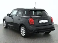 Używany Mini Cooper Classic 136 KM (100 kW) 2023 Czarny Hatchback