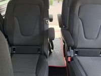 Gebraucht Mercedes V220 Edition 190 PS (139 kW) 2017 Braun Van / Kleinbus