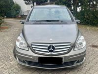 Gebraucht Mercedes B150 95 PS (69 kW) 2008 Braun Van / Kleinbus