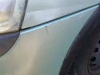 Usado Opel Corsa Comfort 75 HP (55 kW) 2002 Verde Citadino