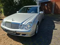Gebraucht Mercedes E260 177 PS (130 kW) 2005 Silber Limousine