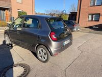 Gebraucht Renault Twingo Life 65 PS (47 kW) 2019 Grau Kleinwagen