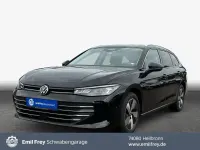 Gebraucht VW Passat Business 150 PS (110 kW) 2025 Grenadillschwarz metallic Kombi