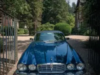 Gebraucht Jaguar XJ12 295 PS (216 kW) 1986 Blau Limousine