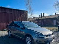 Gebraucht VW Golf VII 110 PS (80 kW) 2015 Gold Kombi