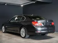Gebraucht BMW 750 408 PS (300 kW) 2010 Grau Limousine