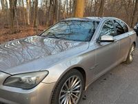 Second-hand BMW 730 245 CP (180 kW) 2009 Gri Berlinǎ