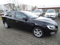 Gebraucht Volvo V60 Kinetic 150 PS (110 kW) 2018 Schwarz Kombi