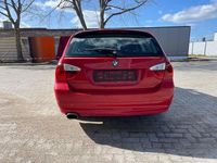 Gebraucht BMW 320 129 PS (94 kW) 2006 Rot Kombi