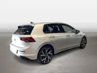 Gebraucht VW Golf VIII R-line 150 PS (110 kW) 2024 Reflexsilber Limousine