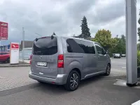 Gebraucht Toyota Proace Team 177 PS (130 kW) 2022 Silber Van / Kleinbus