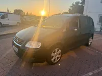 Gebraucht VW Touran 140 PS (102 kW) 2005 Schwarz Van / Kleinbus