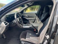 Gebraucht BMW 330 M Sport 245 PS (180 kW) 2025 Schwarz Limousine