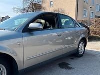 Second-hand Audi A4 101 CP (74 kW) 2002 Argintiu Berlinǎ