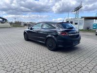 Gebraucht Opel Astra GTC Edition 90 PS (66 kW) 2005 Saphirschwarz mi2 Coupé