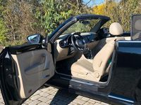 Gebraucht VW Beetle Design 105 PS (77 kW) 2014 Schwarz Kleinwagen