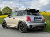 Usado Mini Cooper 136 HP (100 kW) 2017 Cinzento Citadino