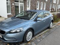Gebraucht Volvo V40 150 PS (110 kW) 2018 Blau Kombi