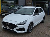 Gebraucht Hyundai i30 120 PS (88 kW) 2024 Atlas white / sol Limousine