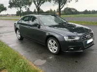 Gebraucht Audi A4 177 PS (130 kW) 2013 Blau Limousine