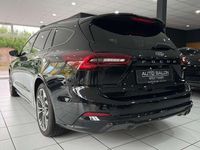 Gebraucht Ford Focus ST-Line 155 PS (114 kW) 2023 Schwarz Kombi