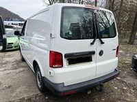Gebraucht VW T6.1 150 PS (110 kW) 2021 Weiß Van