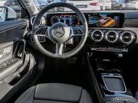 Gebraucht Mercedes A200 Advanced 163 PS (119 kW) 2024 Weiß Limousine