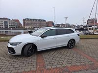 Gebraucht VW Passat R-line 272 PS (200 kW) 2025 Weiß Kombi
