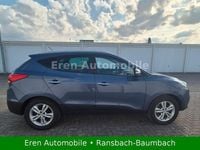 Gebraucht Hyundai ix35 135 PS (99 kW) 2012 Blau SUV