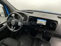 Używany Mercedes Sprinter 170 KM (125 kW) 2022 Niebieski Van
