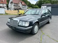 Gebraucht Mercedes E220 150 PS (110 kW) 1992 Grau Kombi