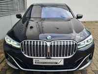 gebraucht BMW 750 i xDrive Sedan