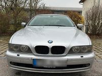 Gebraucht BMW 525 192 PS (141 kW) 2003 Silber Kombi