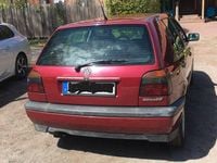 Second-hand VW Golf III 75 CP (55 kW) 1995 Roșu Berlinǎ