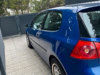 Gebraucht VW Golf V 75 PS (55 kW) 2004 Blau Kleinwagen