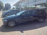 Gebraucht Volvo V60 Plus 455 PS (334 kW) 2024 Schwarz Kombi