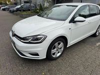 Gebraucht VW Golf VII Join 116 PS (85 kW) 2019 Weiß Limousine
