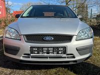 Gebraucht Ford Focus 100 PS (73 kW) 2005 Gelb Limousine